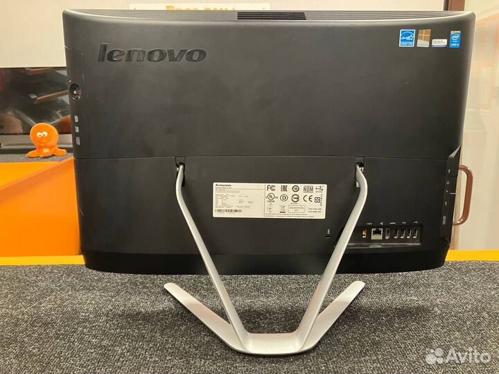 Моноблок Lenovo IdeaCentre C560 i5/16GB RAM/SSD 24