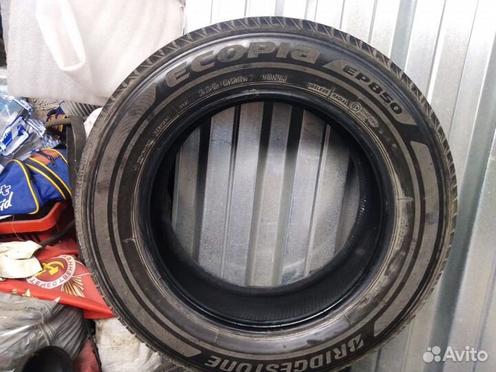Bridgestone Ecopia EP850 225/65 R17 102H
