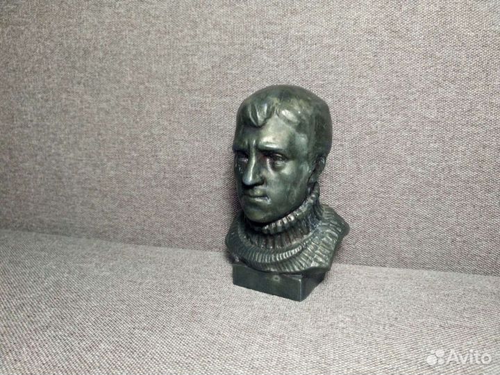 Бюст Высоцкий