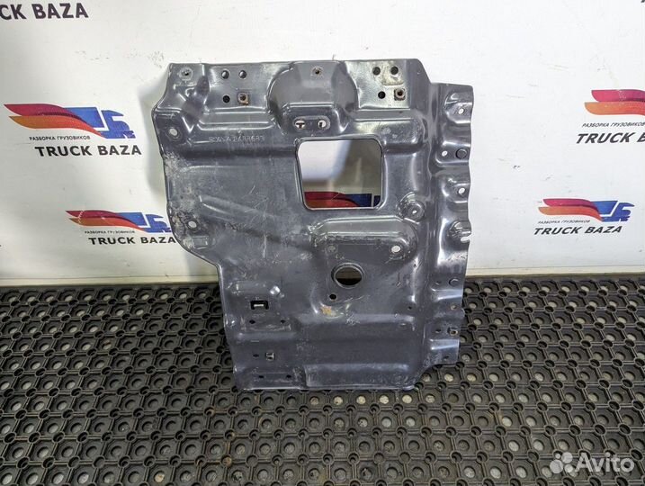 2488683 Кронштейн крыла переднего левого