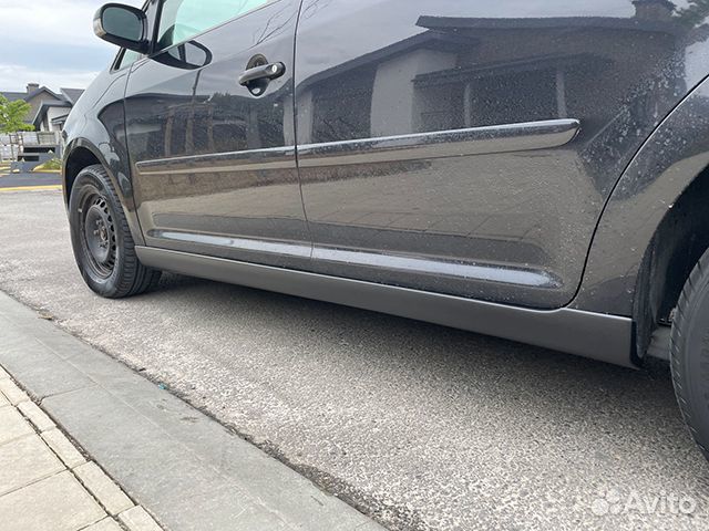 Накладка на пороги Volkswagen Touran MK1