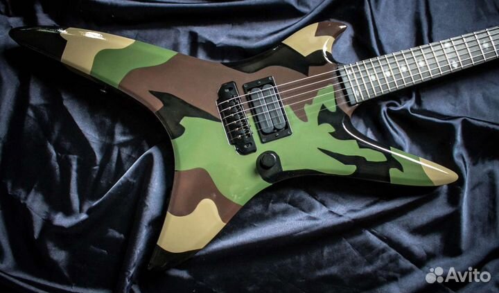 Bc Rich Stealth custom como