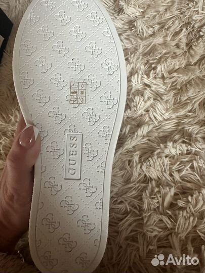 Кеды сникерсы Guess 36 оригинал