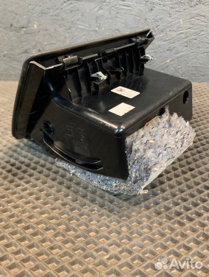 Бардачок передний левый Bmw 7-Series G12