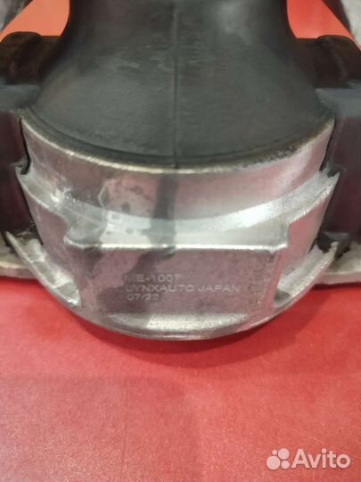 Подушка двигателя Форд Фокус 3