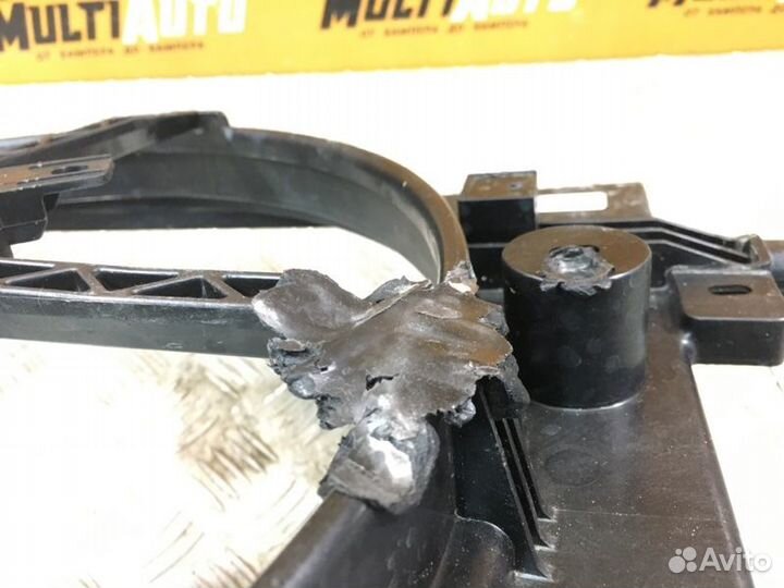 Диффузор радиатора Renault Logan 2 2014