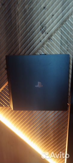 Ps4 pro,2 геймпада, подставка, комплект проводов