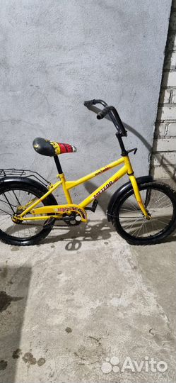 Детский велосипед бу 6-9лет имеются доп колесики