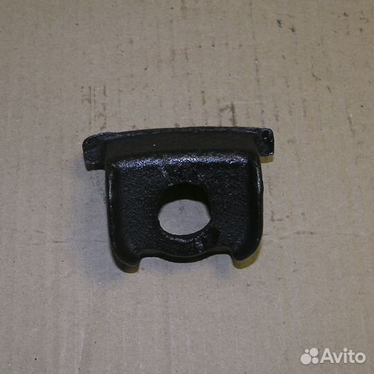 Прижим колеса маз заднего