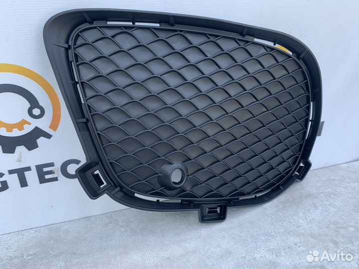 Решетка бампера Mercedes W166 A2928855322