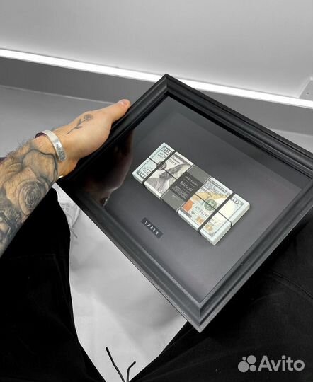 Картина с деньгам подарок