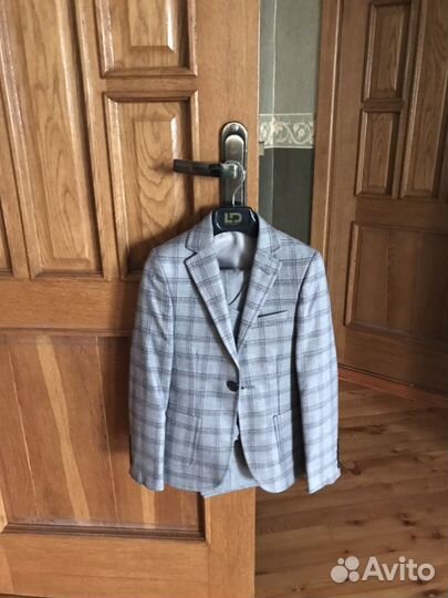 Школьный костюм