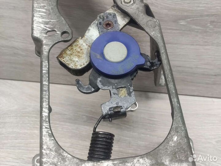 Механизм стояночного тормоза Mercedes E-class W211