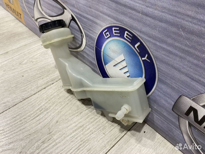 Бачок тормозной жидкости Nissan qashqai J10