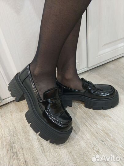 Лоферы женские 39 размер