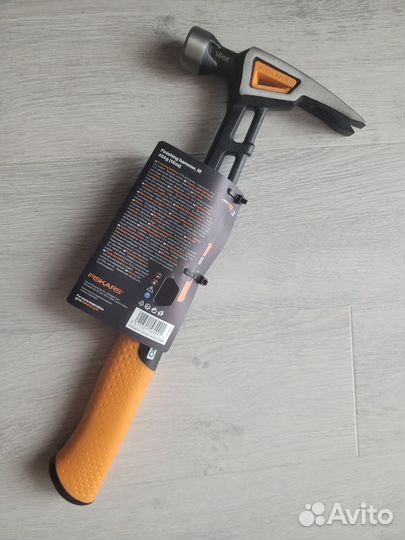 Молоток столярный fiskars M 16oz