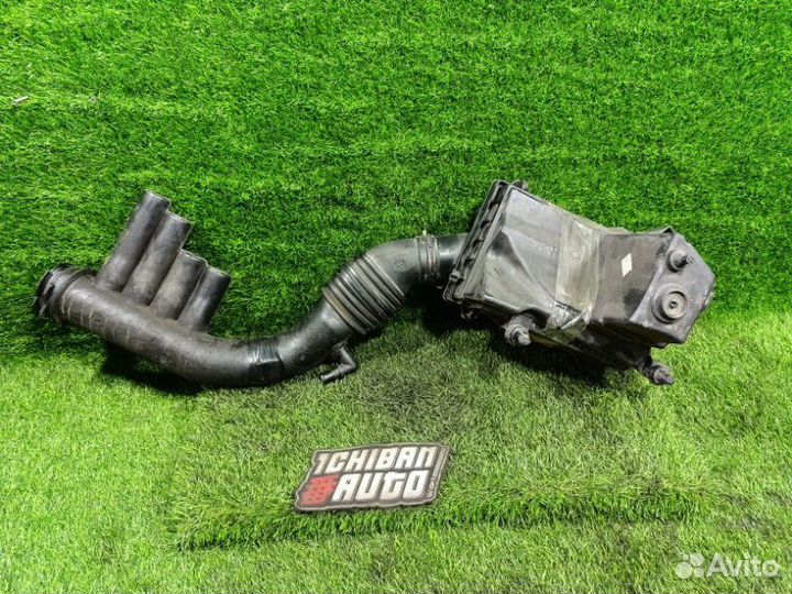 Корпус воздушного фильтра Land Rover Freelander