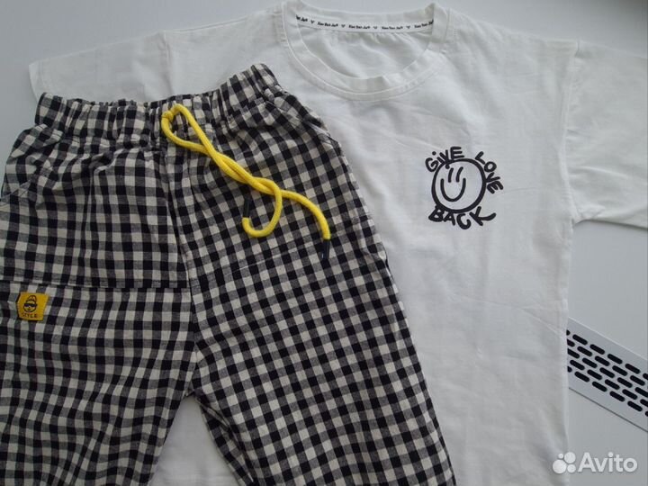 Костюм детский 130 размер