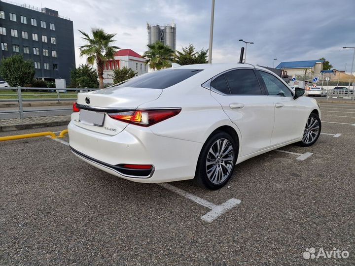 Lexus ES 2.5 AT, 2020, 41 000 км