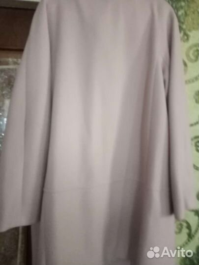 Пальто женское демисезонное56р