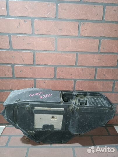 Блок предохранителей mercedes-benz E-class W210