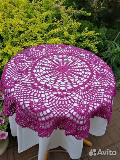 Салфетка вязаная 90 см