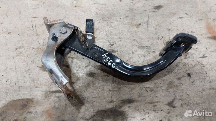 Педаль тормоза Kia Optima 3 TF (АКПП)