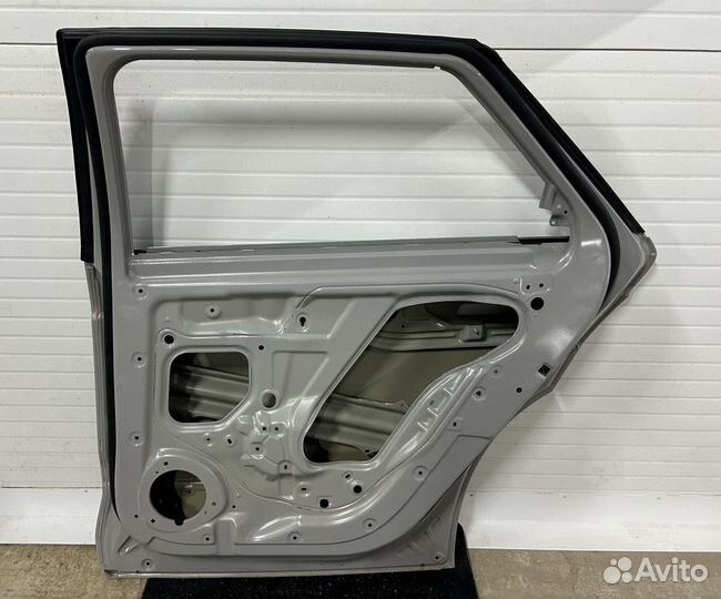 Дверь задняя правая Hyundai Ioniq I