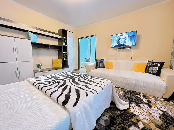 1-к. квартира, 43 м², 1/9 эт.