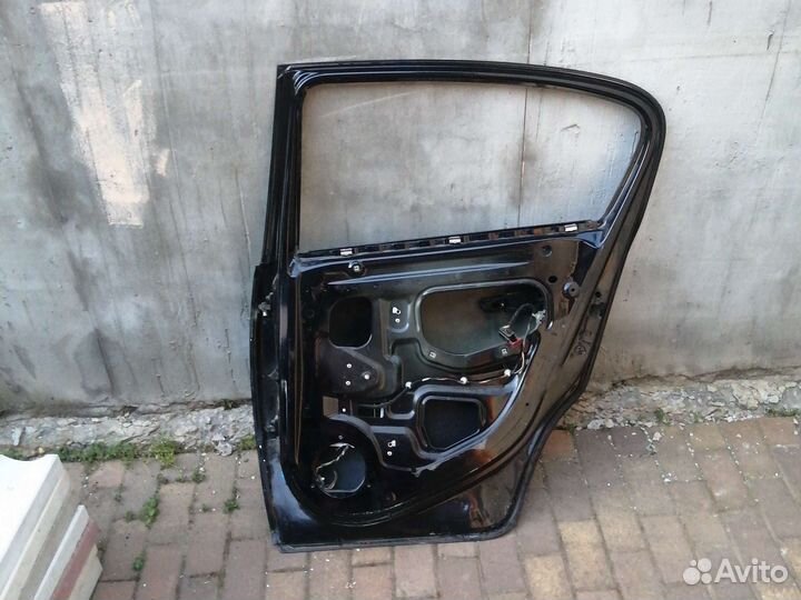 Двери Opel corsa d задняя правая Черная