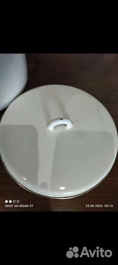 Кастрюля эмалированная