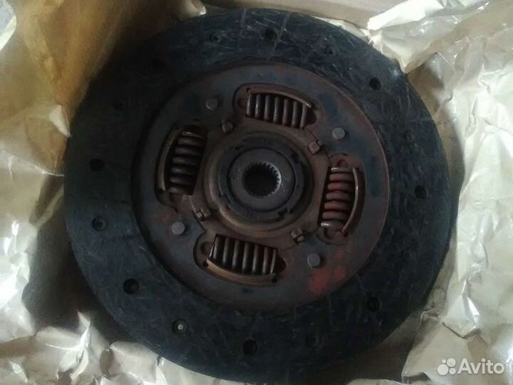 Диск сцепления на двиг А 15sms