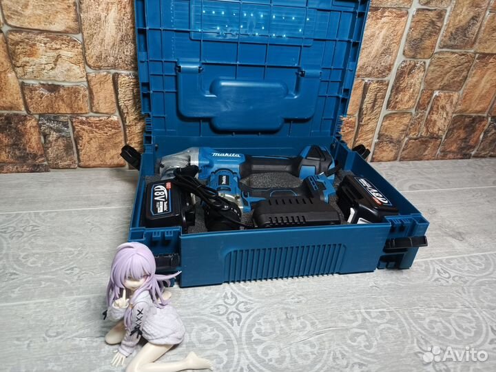 Шуруповерт под ледобур и ушм болгарка Маkitа