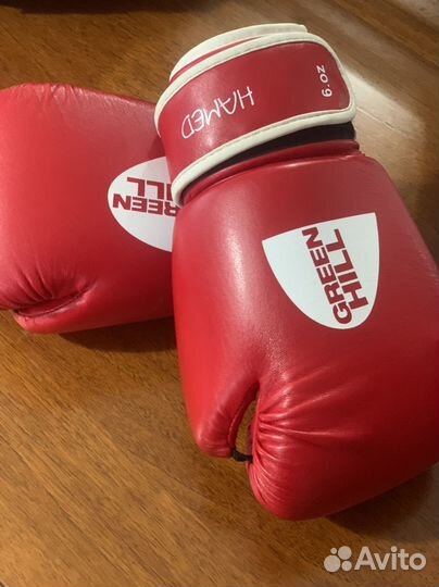 Боксерские перчатки