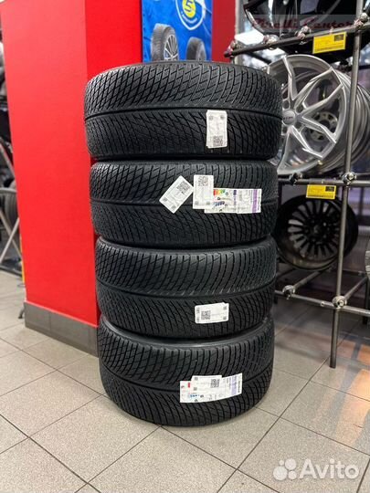 Michelin Pilot Alpin 5 265/35 R21 и 305/30 R21 104V