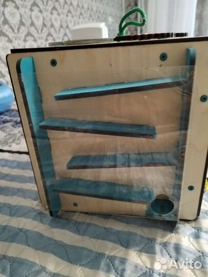 Развивающий кубик- бизиборд