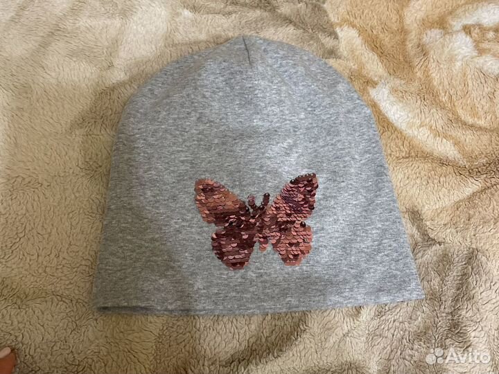 Шапка для девочки новая