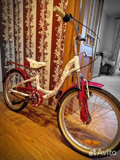 Детский велосипед с алюминиевой рамой