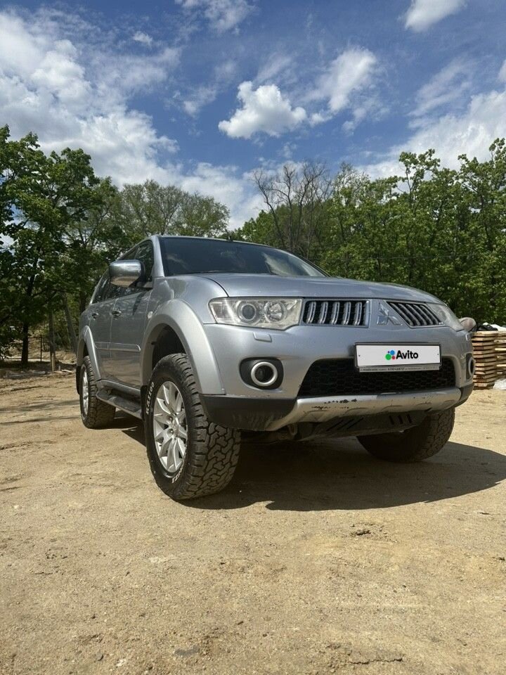 Mitsubishi Pajero Sport: фото владельца