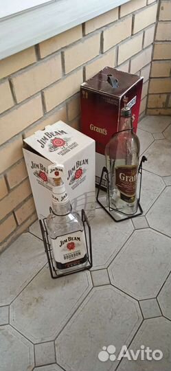 Пустая бутыль с гейзером на качелях 3л