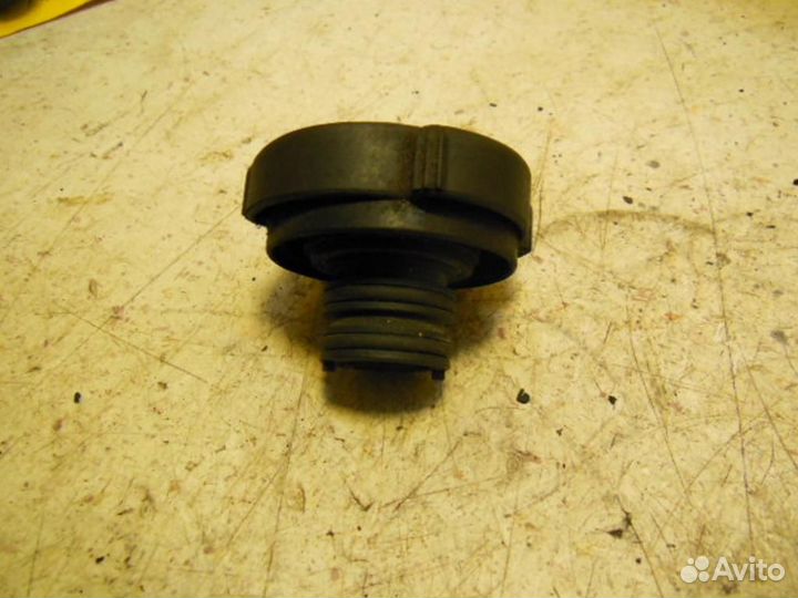 Крышка расширительного бачка BMW 3-Series/M3