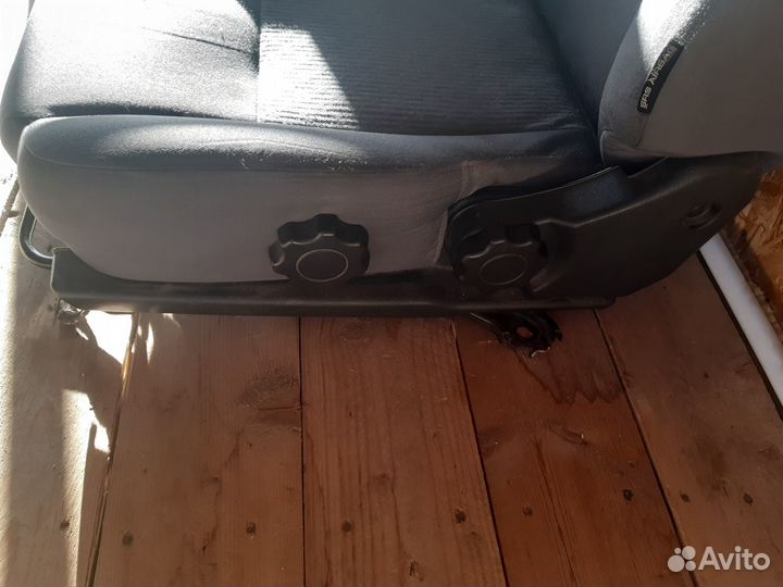 Сидения Nissan Almera N16