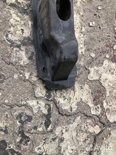 Усилитель заднего бампера Kia Ceed 06-10