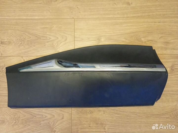 Молдинг на заднюю правую дверь Рено Каптур