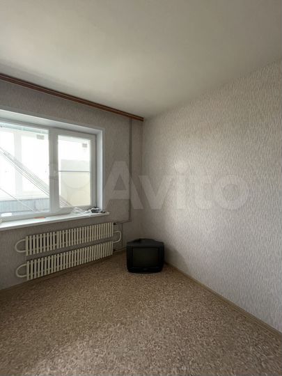 2-к. квартира, 48 м², 8/9 эт.