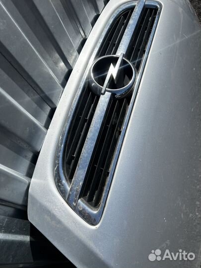 Капот Opel Zafira A
