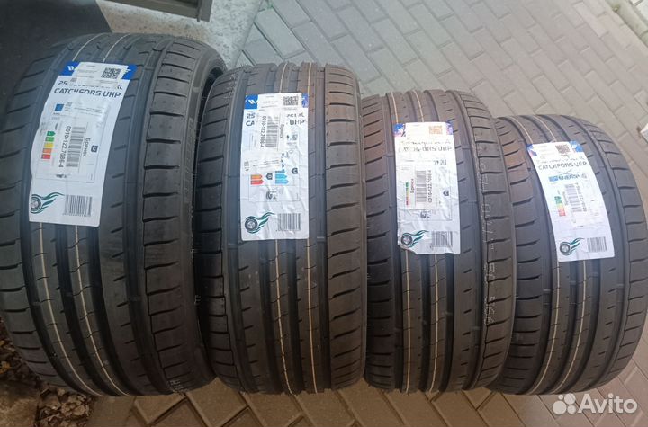 Windforce Catchfors UHP 255/30 R20 92Y