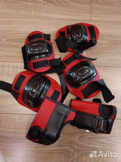Защита для роликов и скейтборда. Набор экипировки