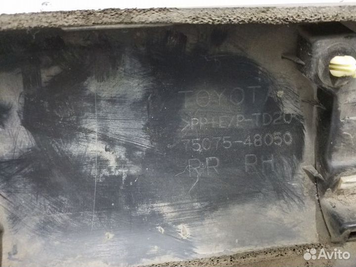 Накладка двери задней правой Lexus RX 3