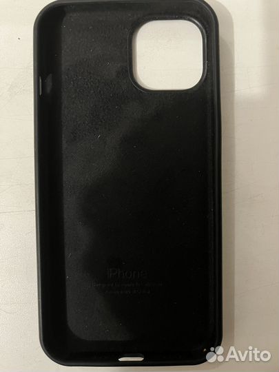 Чехол на iPhone 13